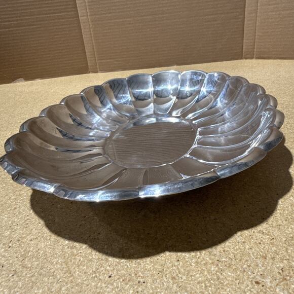VTG Towle EP 4716 Silverplate Oval Serving Bowl Scalloped Edge 15x11 - Picture 8 of 8